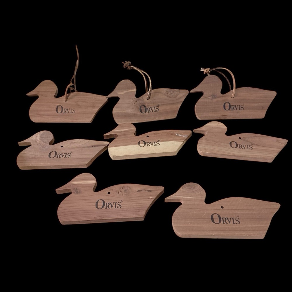 Lot Of 8 vintage Orvis Cedar  Duck Bocks Hanging Closet‎ System Preowned